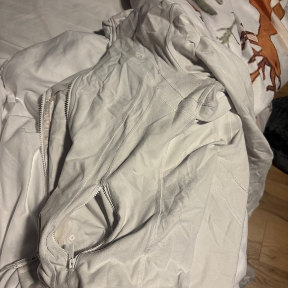 White Lulu jacket - Picture 5 of 5